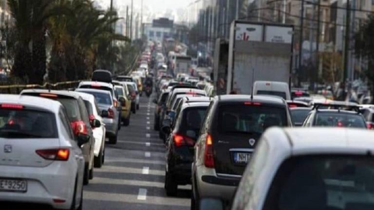 Πού έχει κίνηση τώρα: Ο «κακός χαμός» στους δρόμους της Αθήνα - Δείτε live την κίνηση
