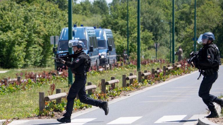 Γαλλία: Ανθρωποκυνηγητό στο Ντορντόν για τον εντοπισμό και τη σύλληψη ενός βαριά οπλισμένου πρώην στρατιωτικού
