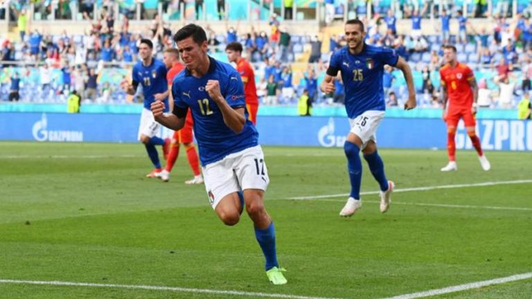 Ιταλία-Ουαλία 1-0: Άνετα πρώτοι οι «Ατζούρι» - Πρόκριση για τους Ουαλούς