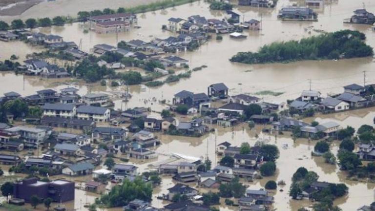 Ιαπωνία: Πλημμύρες και κατολισθήσεις μετά από καταρρακτώδεις βροχές