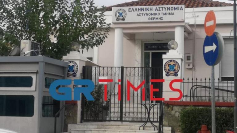 Θεσσαλονίκη: Ένταση σε δημοτικό σχολείο με πατέρα αρνητή των self test	