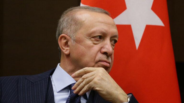 Νέα πρόκληση από τον Ερντογάν στην προσπάθεια να αποπροσανατολίσει του Τούρκους 