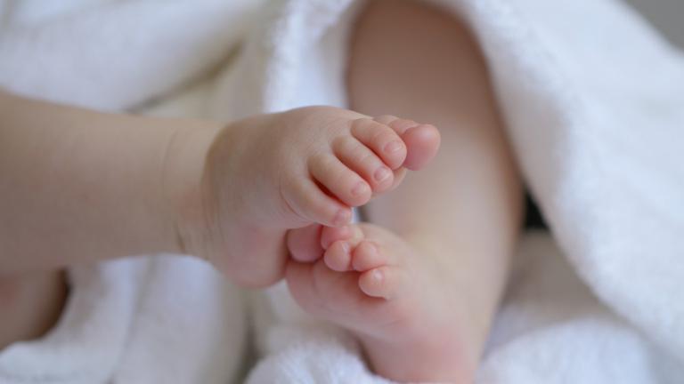 ΗΠΑ: Μωρό γεννήθηκε στις 22/2/2022 στις 2:22 π.μ στην αίθουσα τοκετού Νο 2 - Ποια η σημασία της ημερομηνίας