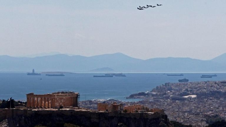 Διέλευση αεροσκαφών πάνω από την Ακρόπολη, σήμερα, 13:45-14:15