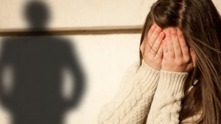 Φλώρινα: Καθηγητές κατήγγειλαν ότι πατέρας βίαζε τη 12χρονη κόρη του