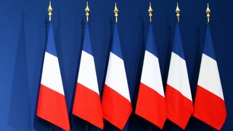 Η Γαλλία υπέρ της επιβολής πλαφόν στην τιμή του πετρελαίου στις χώρες παραγωγής