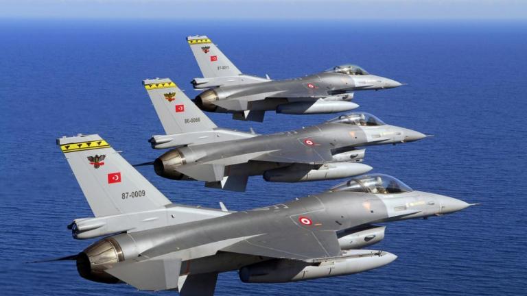  Πέρασε η τροπολογία του Κρις Πάπας για την απαγόρευση πωλήσεων F-16 στην Τουρκία