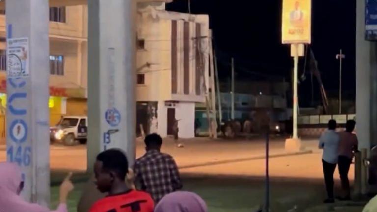 Σομαλία: Αιματηρό τέλος στο θρίλερ της ομηρείας σε ξενοδοχείο στο Μογκαντίσου - Περίπου 40 νεκροί