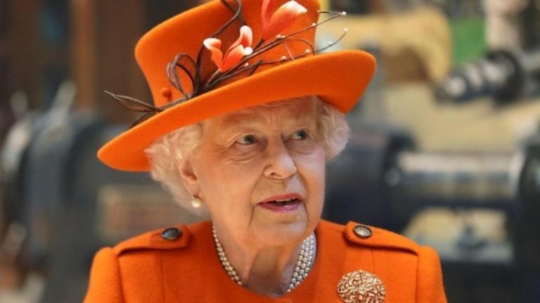 Δραματικές στιγμές στο Μπαλμόραλ της Σκωτίας: Επιδεινώθηκε η υγεία της 96χρονης βασίλισσας Ελισάβετ - Στο πλευρό της παιδιά και εγγόνια