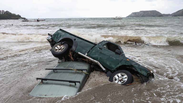 «Χωματερή» ο βυθός της θάλασσας στην Αγία Πελαγία: Αυτοκίνητα, εμπορεύματα και φερτά υλικά (ΒΙΝΤΕΟ)