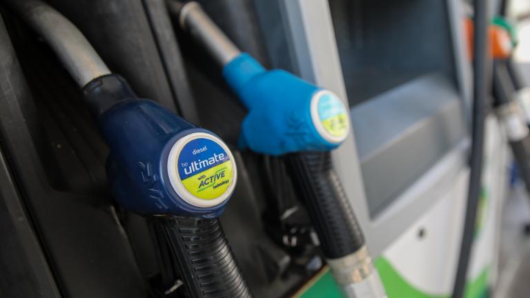 Τιμές καυσίμων: Ανάσα στους καταναλωτές από την σημαντική υποχώρηση τιμών