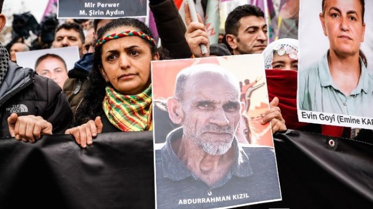 Τουρκία: Η Άγκυρα καταδικάζει τη συμμετοχή Γάλλων πολιτικών σε διαδηλώσεις Κούρδων για την δολοφονική επίθεση σε κουρδικό κοινοτικό κέντρο στο Παρίσι