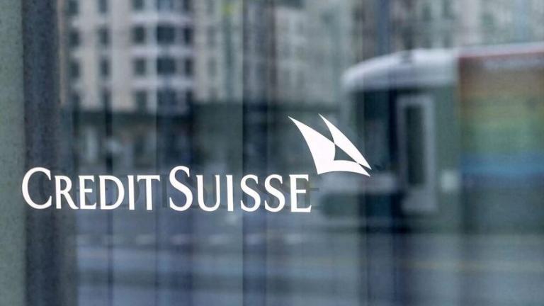 Η ελβετική κυβέρνηση πιέζει για την εξαγορά της Credit Suisse: Εγγυήσεις 6 δισεκ. δολαρίων ζητά η UBS