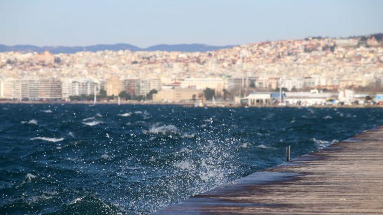 Μήνυμα από το «112» στους κατοίκους της Θεσσαλονίκης για επικίνδυνα καιρικά φαινόμενα