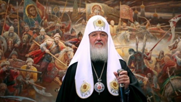 'Όρμπαν ντύθηκε ο Πατριάρχης Μόσχας για τους μετανάστες 