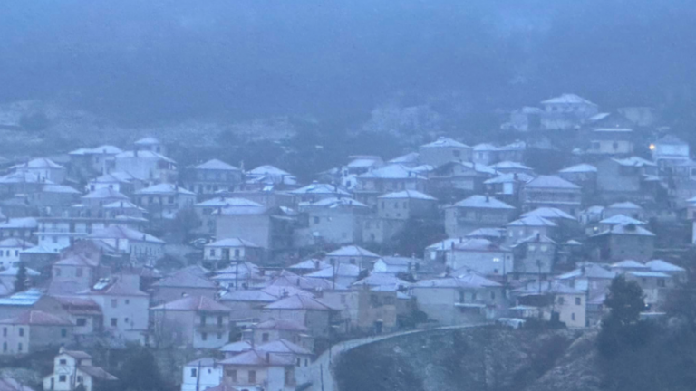 Χιόνια στα ορεινά χωριά της Λάρισας