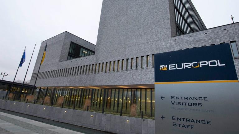 POLITICO: Εξαφανίστηκαν αρχεία της Europol με ευαίσθητες πληροφορίες αξιωματούχων 
