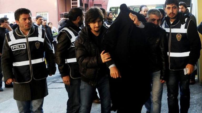 Νέες συλλήψεις δημοσίων υπαλλήλων στην Τουρκία ως δήθεν πραξικοπηματίες