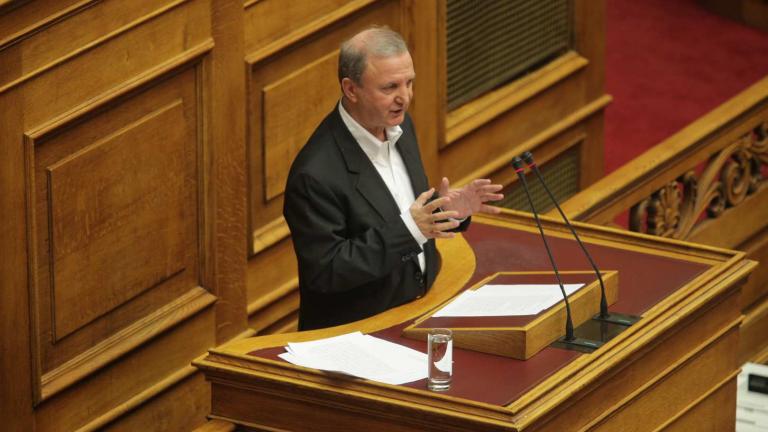 Η πρώτη εσωκομματική αντίδραση για τον ΦΠΑ - Βουλευτής του ΣΥΡΙΖΑ απειλεί με παραίτηση