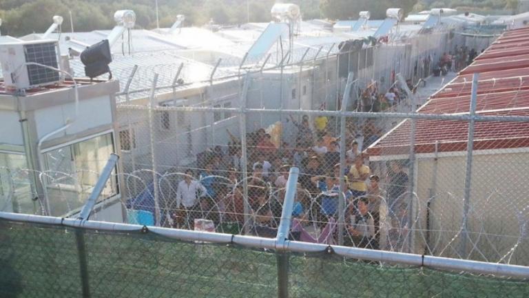 Σχεδόν 11.000 οι εγκλωβισμένοι πρόσφυγες και μετανάστες στα νησιά του Β. Αιγαίου