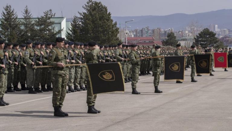 Οι Κοσοβάροι θέλουν να φτιάξουν στρατό-Κίνδυνος ανάφλεξης στα Βαλκάνια
