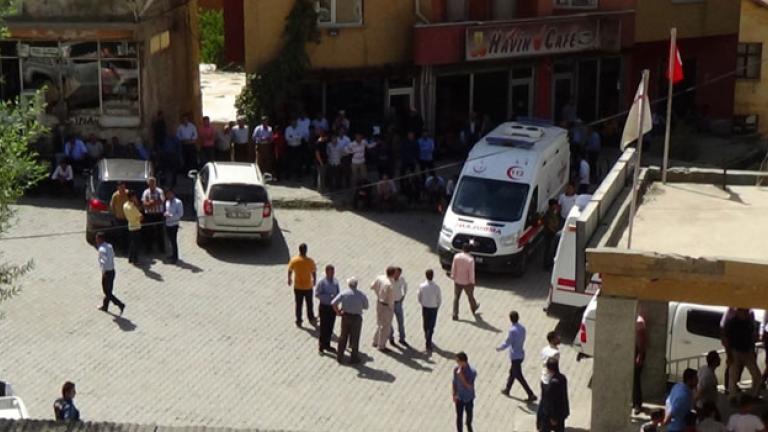 Χάος στην Τουρκία-Δολοφόνησαν κυβερνητικό βουλευτή μπροστά στο σπίτι του
