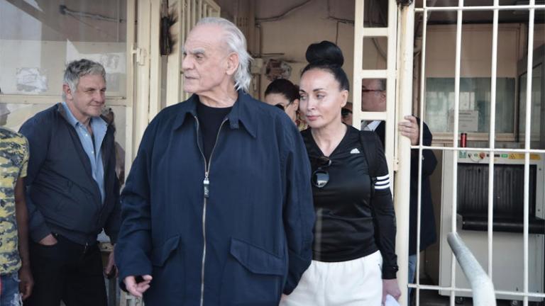 Αποφυλακίστηκε ο Άκης Τσοχατζόπουλος: «Έληξε ο εγκλεισμός και ο βασανισμός μου»