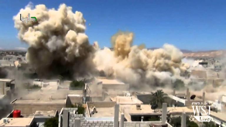 Μαίνονται οι σφοδρές μάχες και οι βομβαρδισμοί στο Χαλέπι – Δείτε live εικόνα!