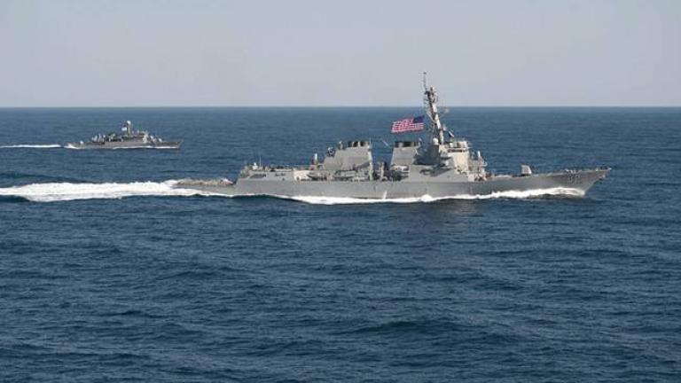 Οι ΗΠΑ στέλνουν πολεμικό πλοίο στο Αιγαίο για τους μετανάστες
