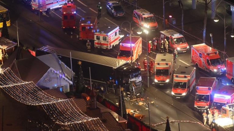 Μέρκελ: Φρικιαστική τρομοκρατική ενέργεια το χτύπημα στο Βερολίνο - Αυτός είναι ο δράστης