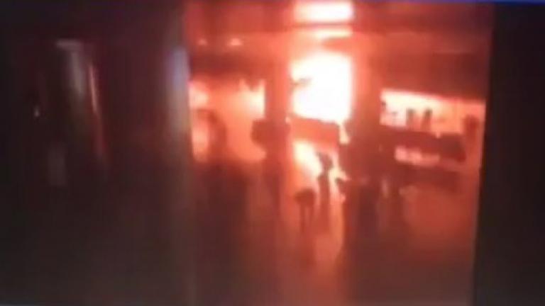 Η στιγμή της έκρηξης στο αεροδρόμιο Ατατούρκ 