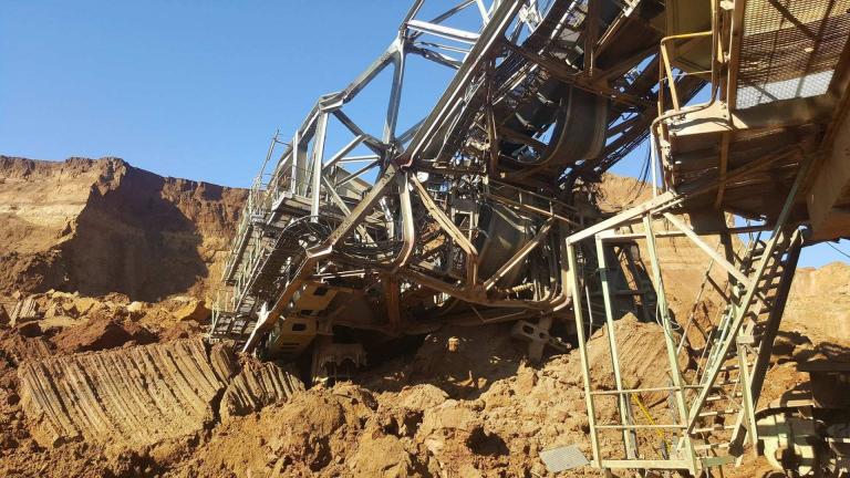 Κατολίσθηση σε ορυχείο στην Κοζάνη - Τραυματίστηκε ο χειριστής του εκσκαφέα