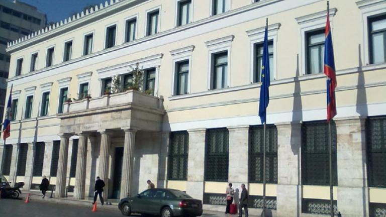Εισβολή μελών του Ρουβίκωνα στο Δημαρχείο Αθηνών