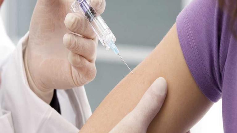 Έως το τέλος του έτους η δωρεάν χορήγηση του εμβολίου για τον ιο HPV στις γυναίκες 18 έως 26 χρόνων