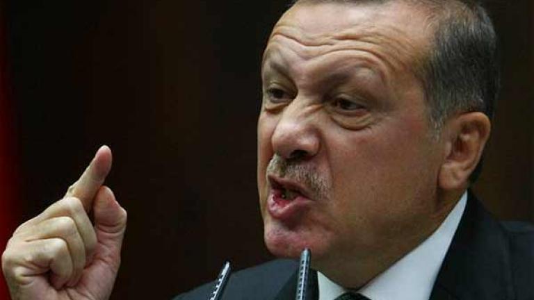 Απειλεί και πάλι ο Ερντογάν: "Η Τουρκία θα πάρει την κατάσταση στα χέρια της"