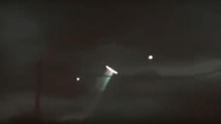 Βίντεο με UFO στον ουρανό της Γαλλίας (ΒΙΝΤΕΟ)