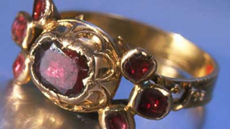 Αφαίρεσαν δαχτυλίδι μεγάλης αξίας του 18ου αιώνα από Ρώσο επιχειρηματία στην Χαλκιδική και ζητούσαν λύτρα