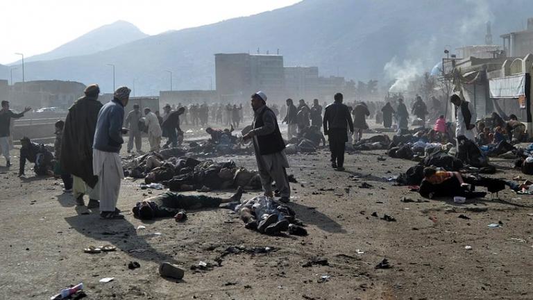 Αφγανιστάν: Περισσότεροι από 150 οι νεκροί από την επίθεση αυτοκτονίας