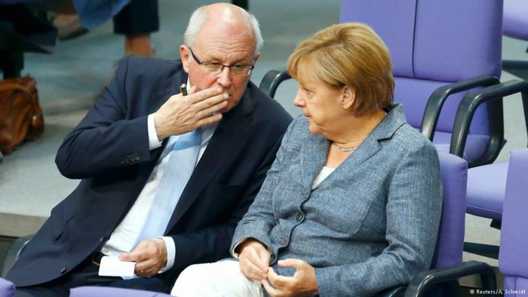 Στύλωσαν τα πόδια οι Γερμανοί Χριστιανοδημοκράτες: Δεν φεύγει το ΔΝΤ από την Ελλάδα