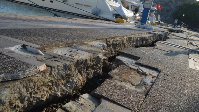 Σεισμός Κως: Αγωνία για το λιμάνι και τον τουρισμό