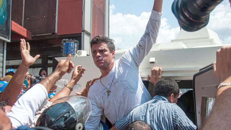  Ξανά σε κατ'οίκον περιορισμό ο ηγέτης της αντιπολίτευσης στη Βενεζουέλα 