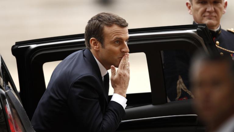 Εμανουέλ Μακρόν: Ο νέος Πρόεδρος της Γαλλίας ορκίστηκε (ΦΩΤΟ)