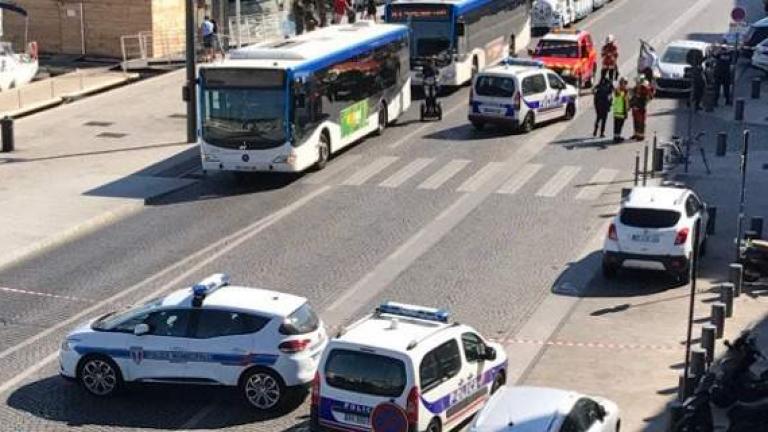 Συναγερμός στη Μασσαλία: Αυτοκίνητο έσπειρε τον πανικό - Ένας νεκρός (ΦΩΤΟ)