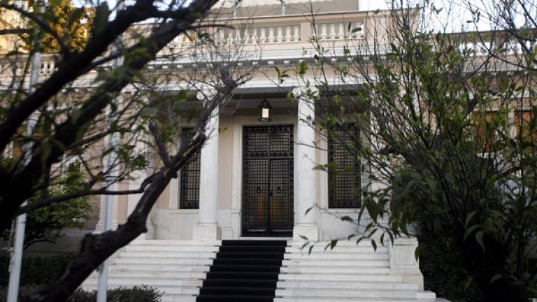 Κυβερνητικές πηγές: Ο κ. Μητσοτάκης αρνήθηκε οποιοδήποτε θεσμικό πλαίσιο διάσωσης για τα ΜΜΕ