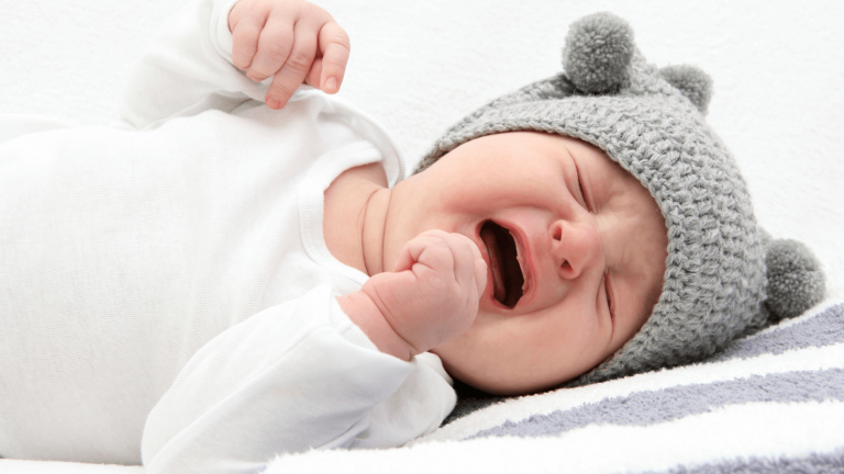 Πόσο κλαίνε τα μωρά τις πρώτες βδομάδες της ζωής τους