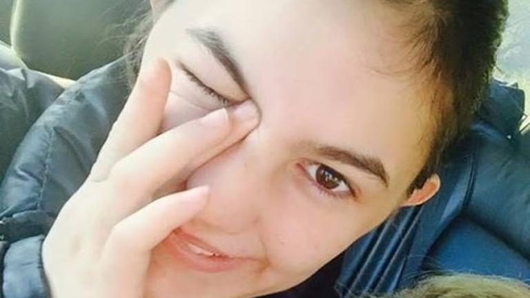Ρίγη συγκίνησης σκορπά στο Facebook η αδερφή της 16χρονης Νίκης  