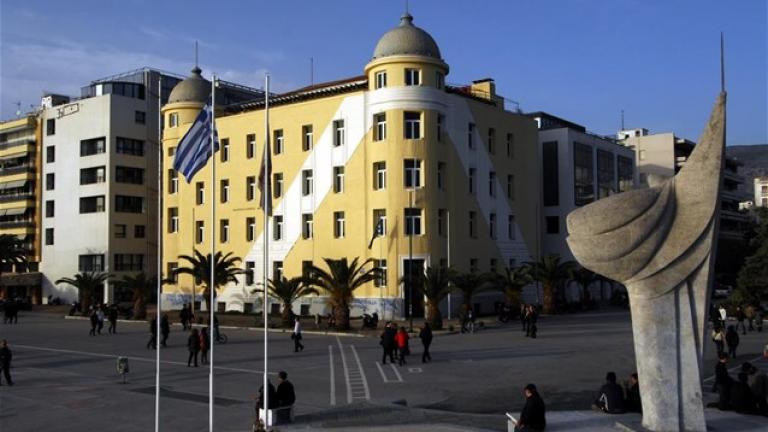 "Ντου" αντιεξουσιαστών στην Πρυτανεία του Πανεπιστημίου Θεσσαλίας