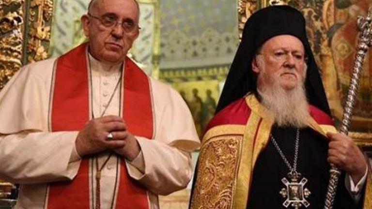Ο Οικουμενικός Πατριάρχης μαζί με τον Πάπα στην Αίγυπτο μετά τις επιθέσεις σε εκκλησίες και Μονές