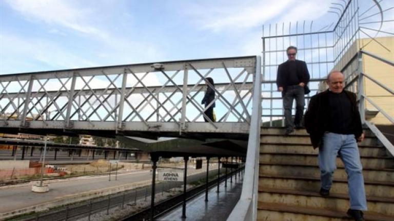 Αντικατάσταση της πεζογέφυρας στην έξοδο του Σιδηροδρομικού Σταθμού Αθηνών, από την ΕΡΓΟΣΕ