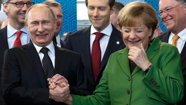 Πούτιν και Μέρκελ ξανά... βρίσκονται στη Ρωσία